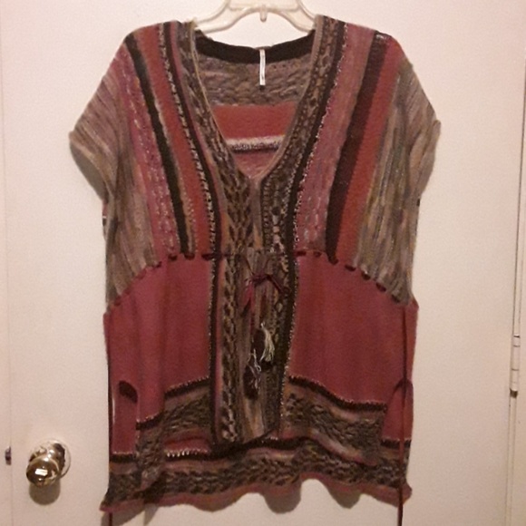 Free People Sweaters - Free people boho vest/sleeveless sweater